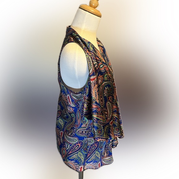 Lauren by Ralph Lauren Paisley Ruffled Sleeveless Blouse size 8 - Picture 4 of 10